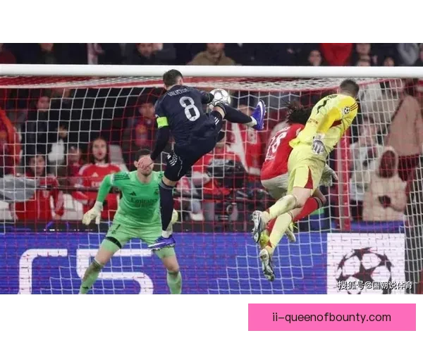 乔纳森大卫点射破皇马球门助球队收获宝贵胜利